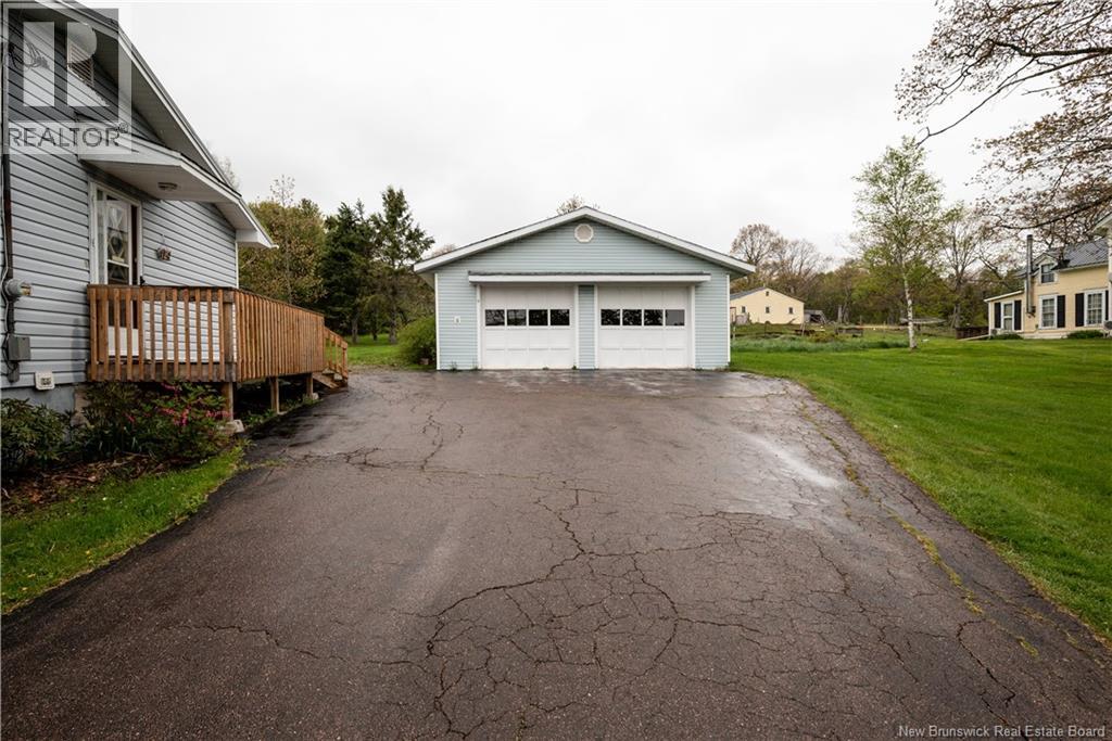 5712 King Street - 3