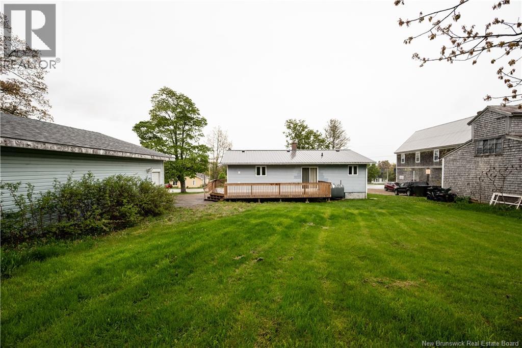 5712 King Street - 37