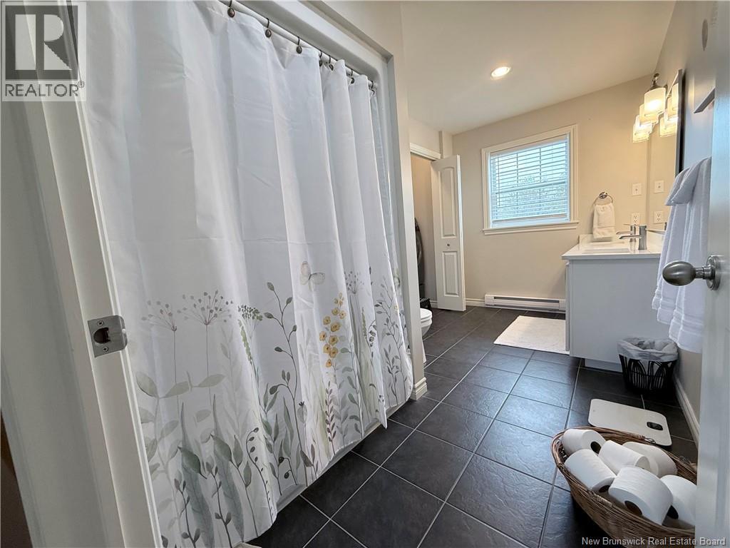 65 Pettingill Road - 19