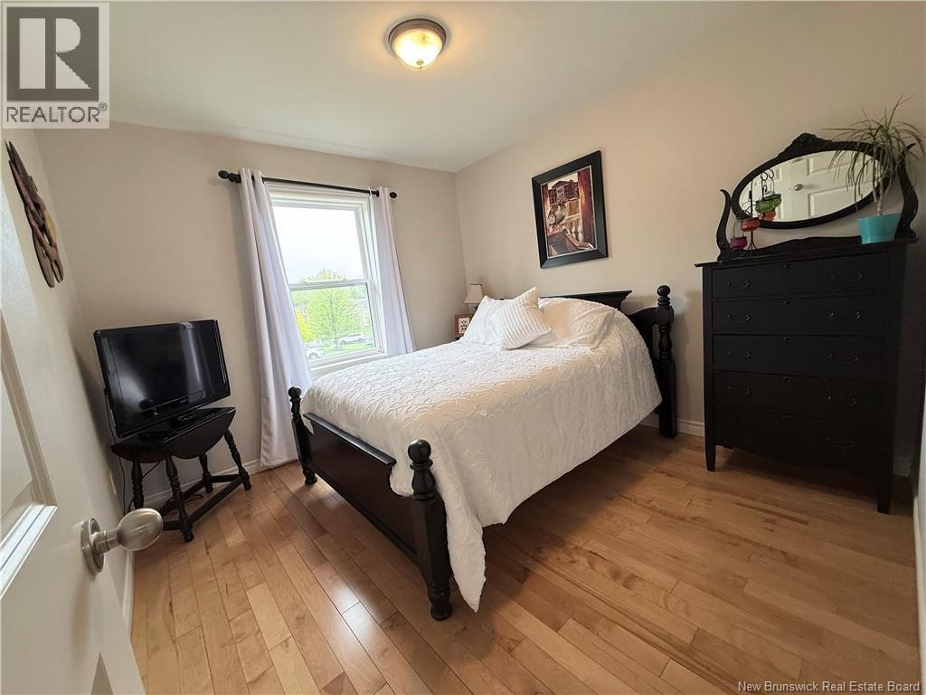 65 Pettingill Road - 23