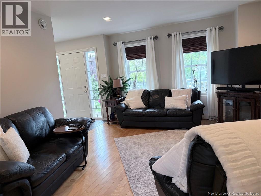65 Pettingill Road - 5