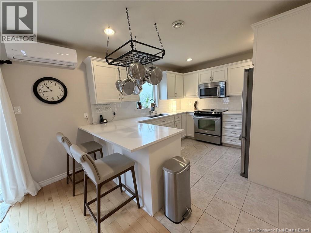 65 Pettingill Road - 8