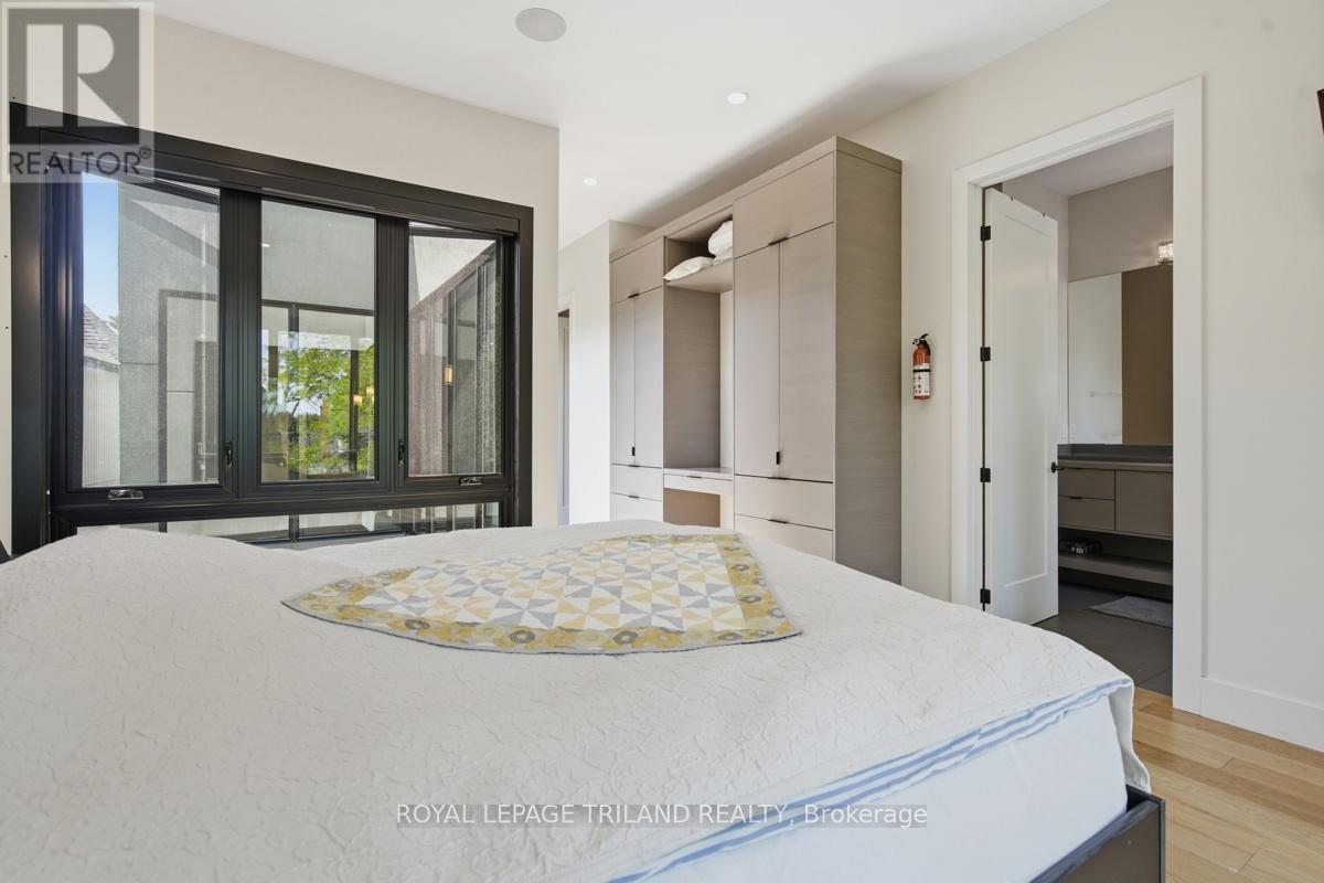 20 GARFIELD AVENUE - 19
