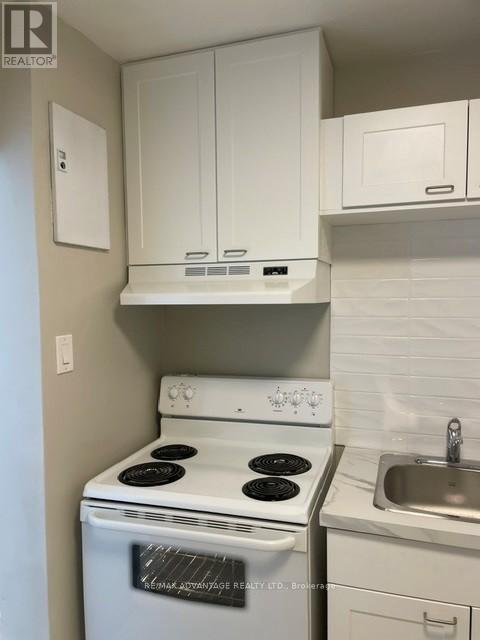 #1103 563 MORNINGTON AVENUE - 11