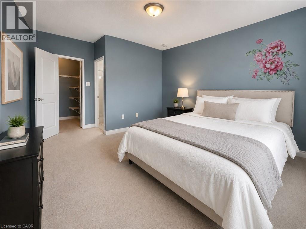 #606 255 KEATS Way - 4