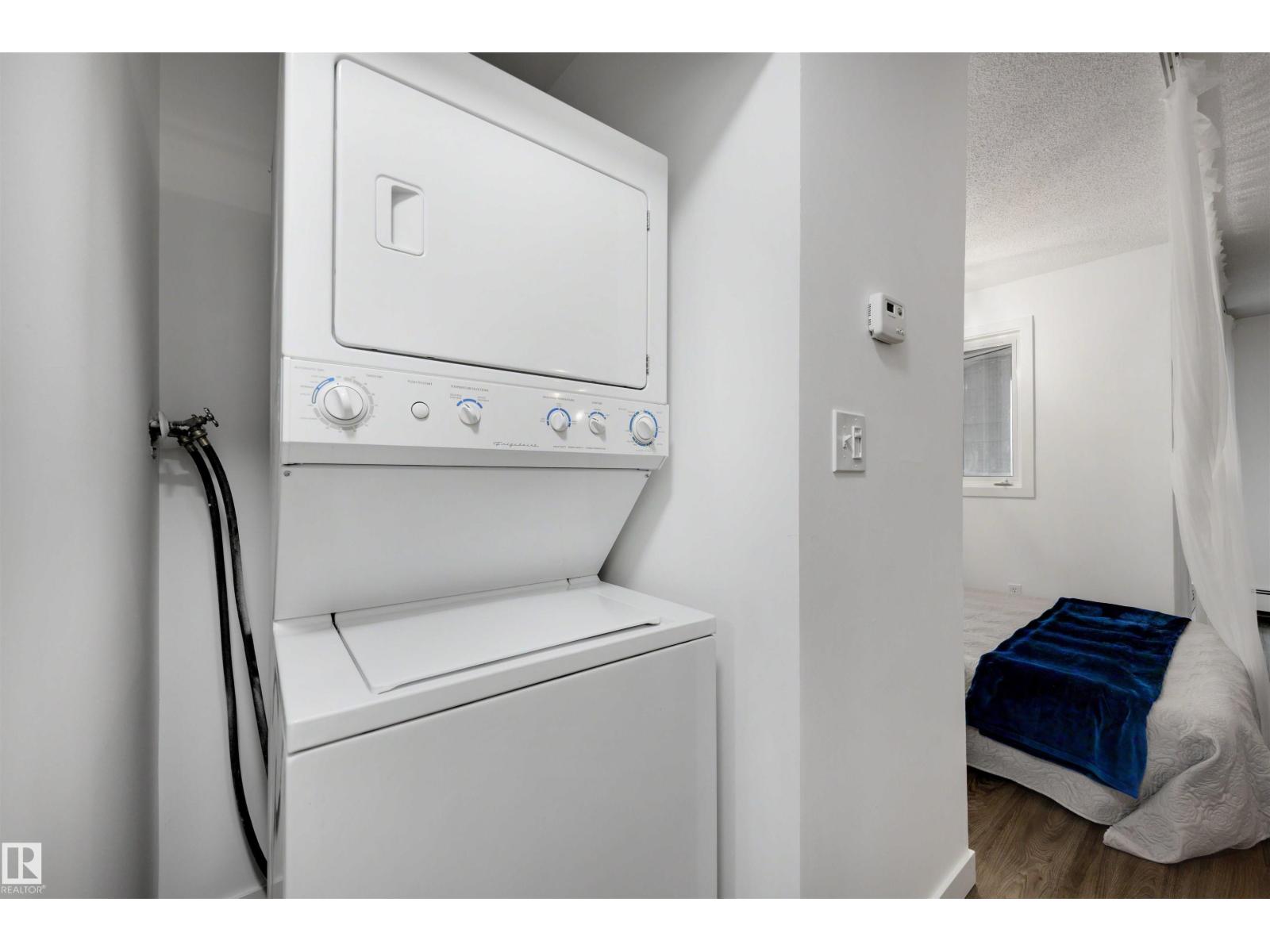 #103 10138 116 ST NW - 20