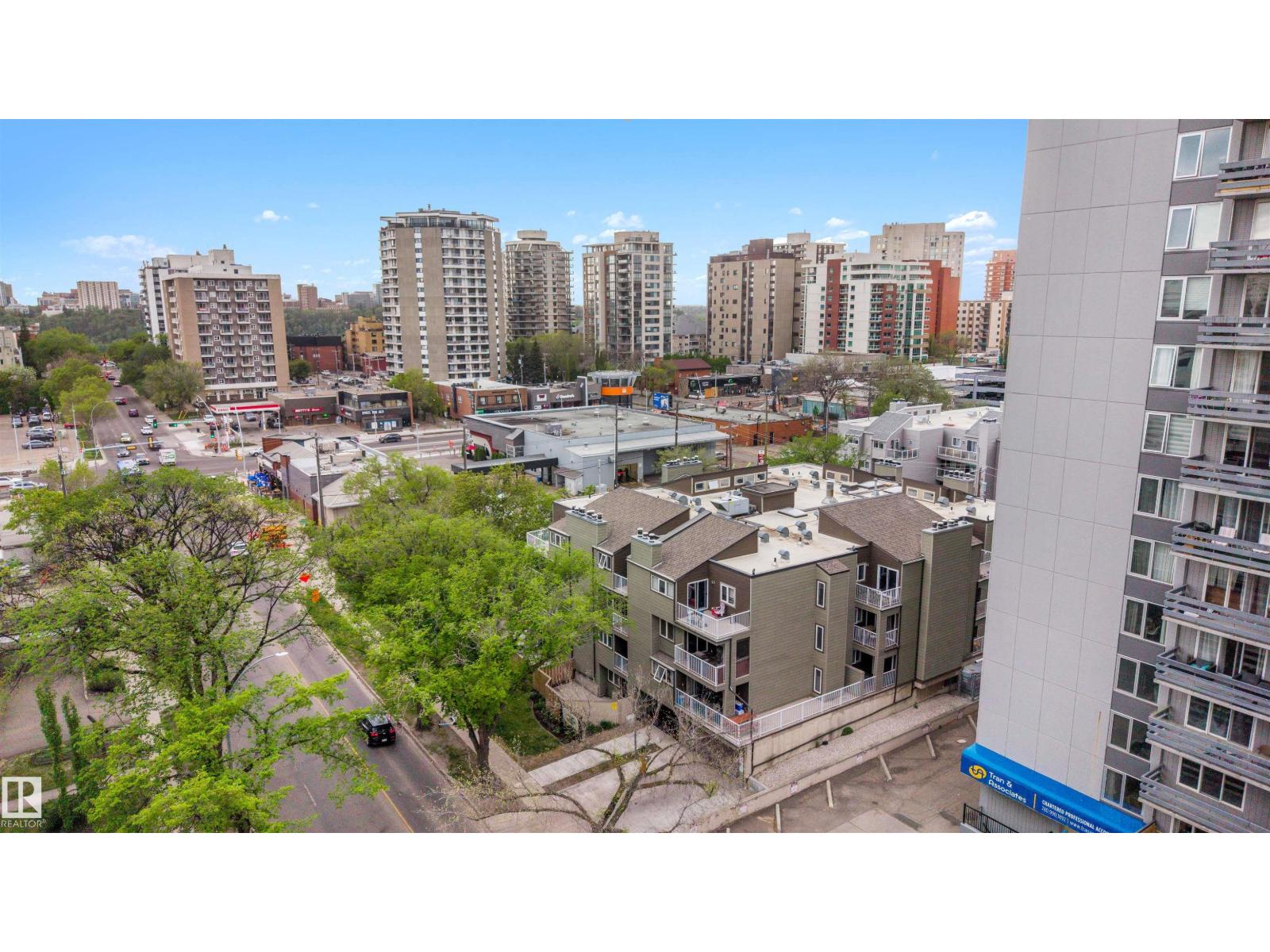#103 10138 116 ST NW - 32