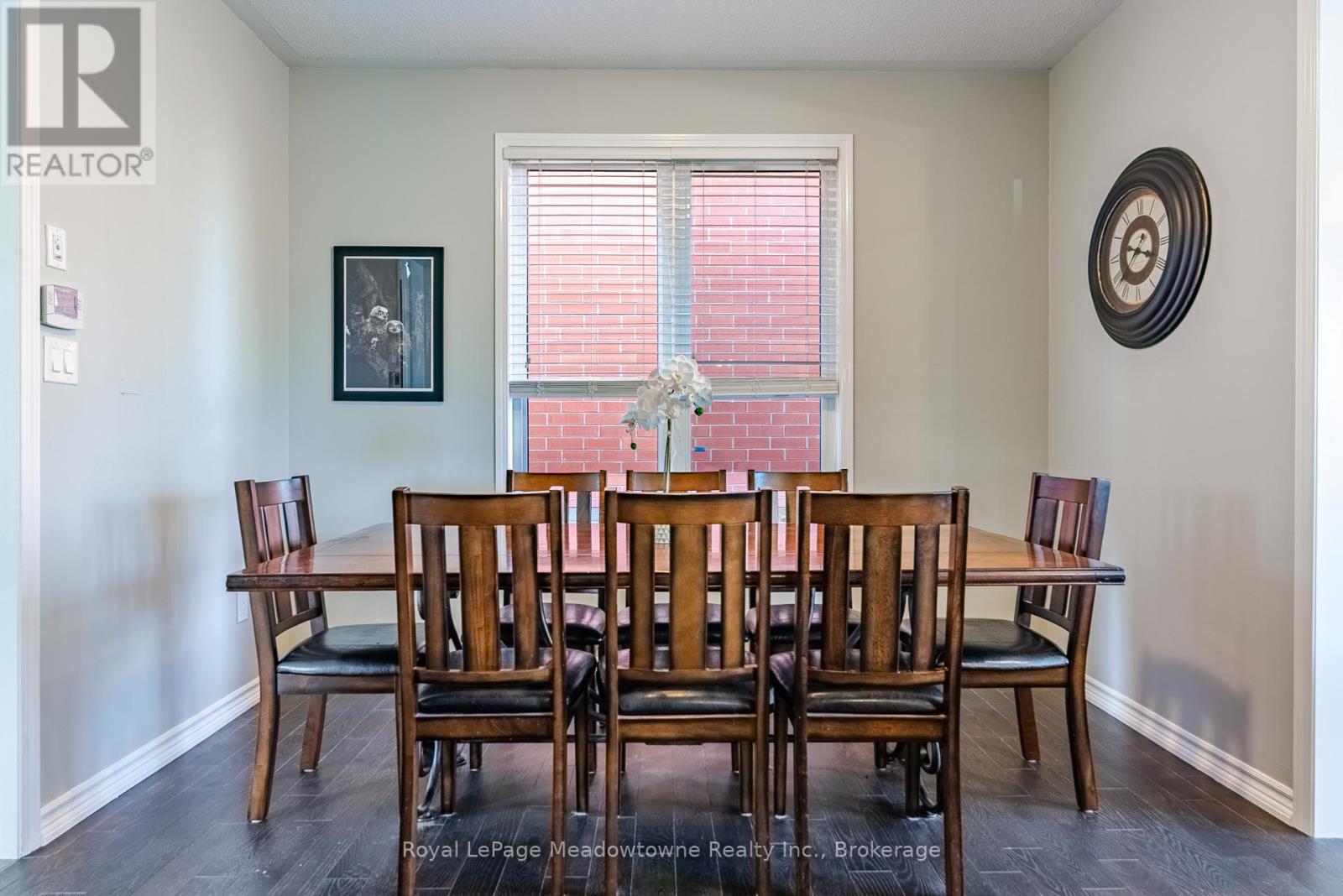325 GLEAVE TERRACE - 10