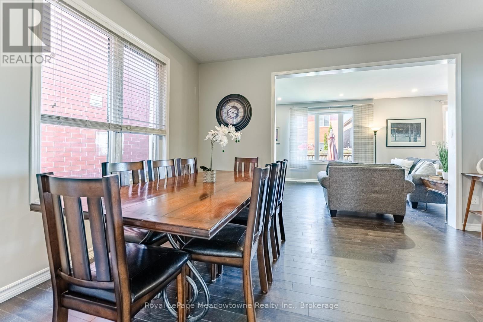 325 GLEAVE TERRACE - 9