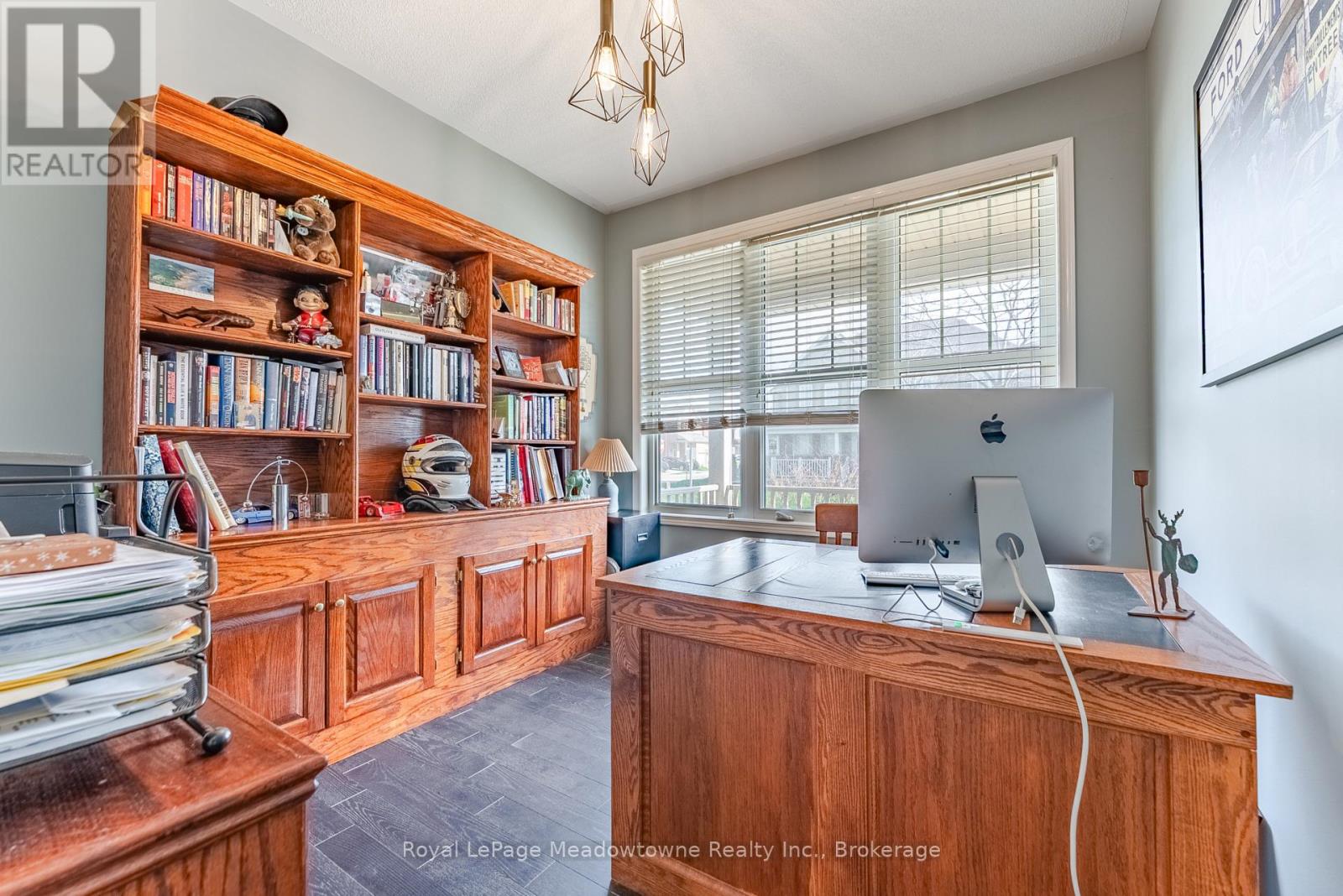325 GLEAVE TERRACE - 8