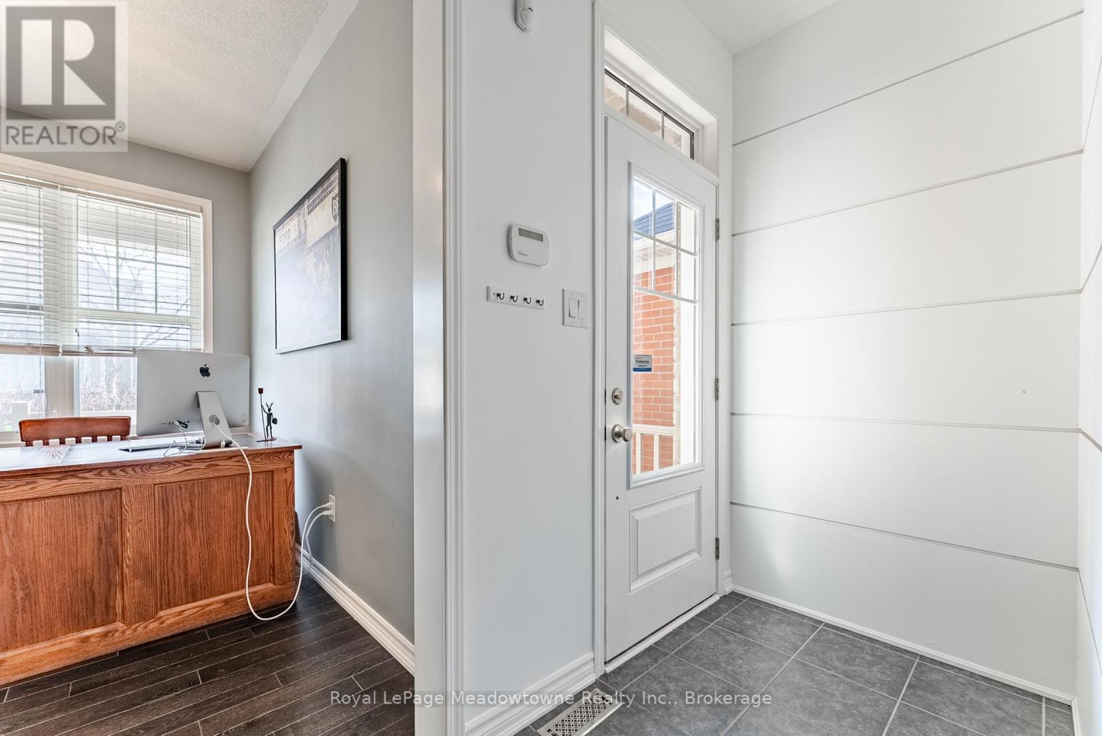 325 GLEAVE TERRACE - 6