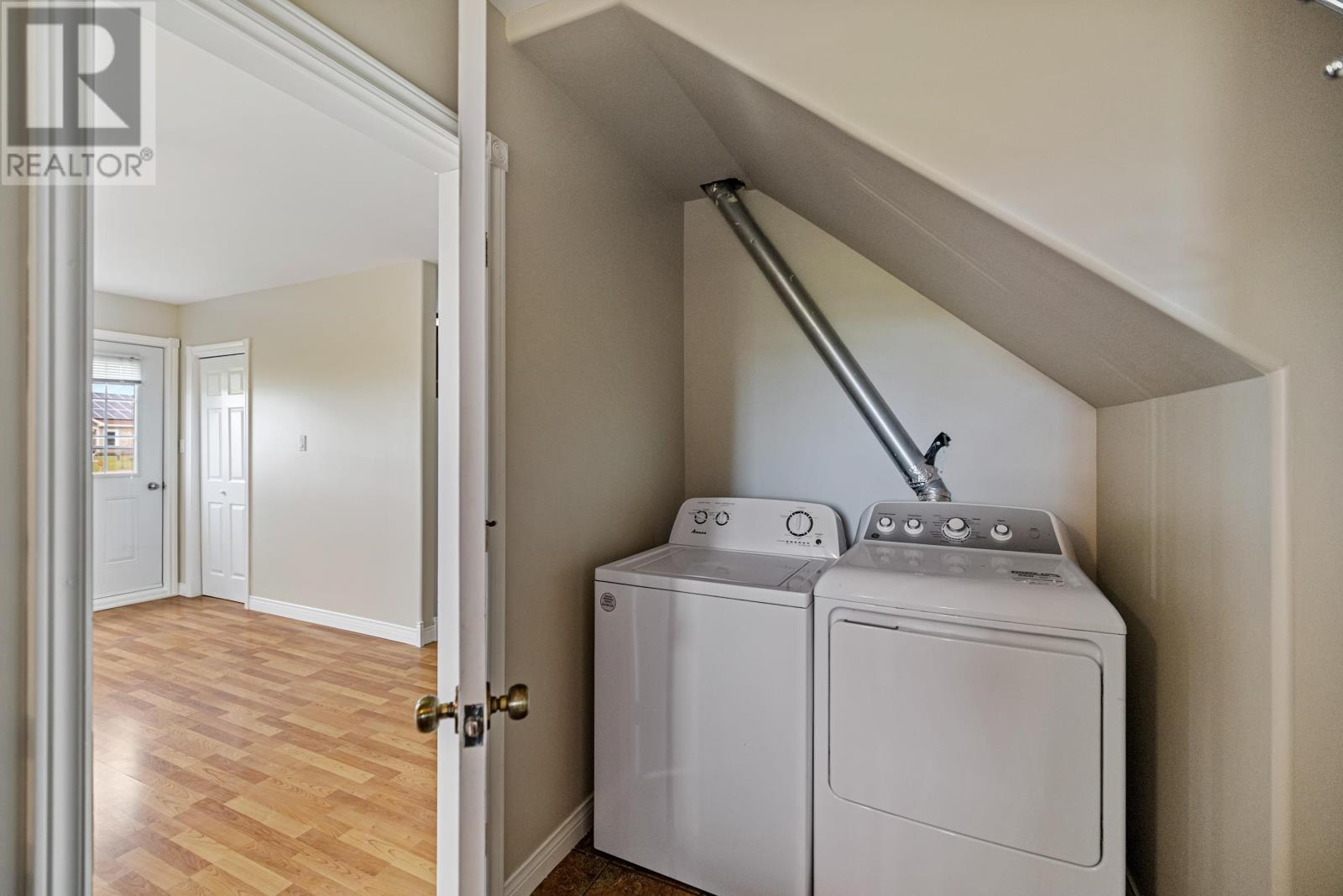 319 Birkallum Drive - 38
