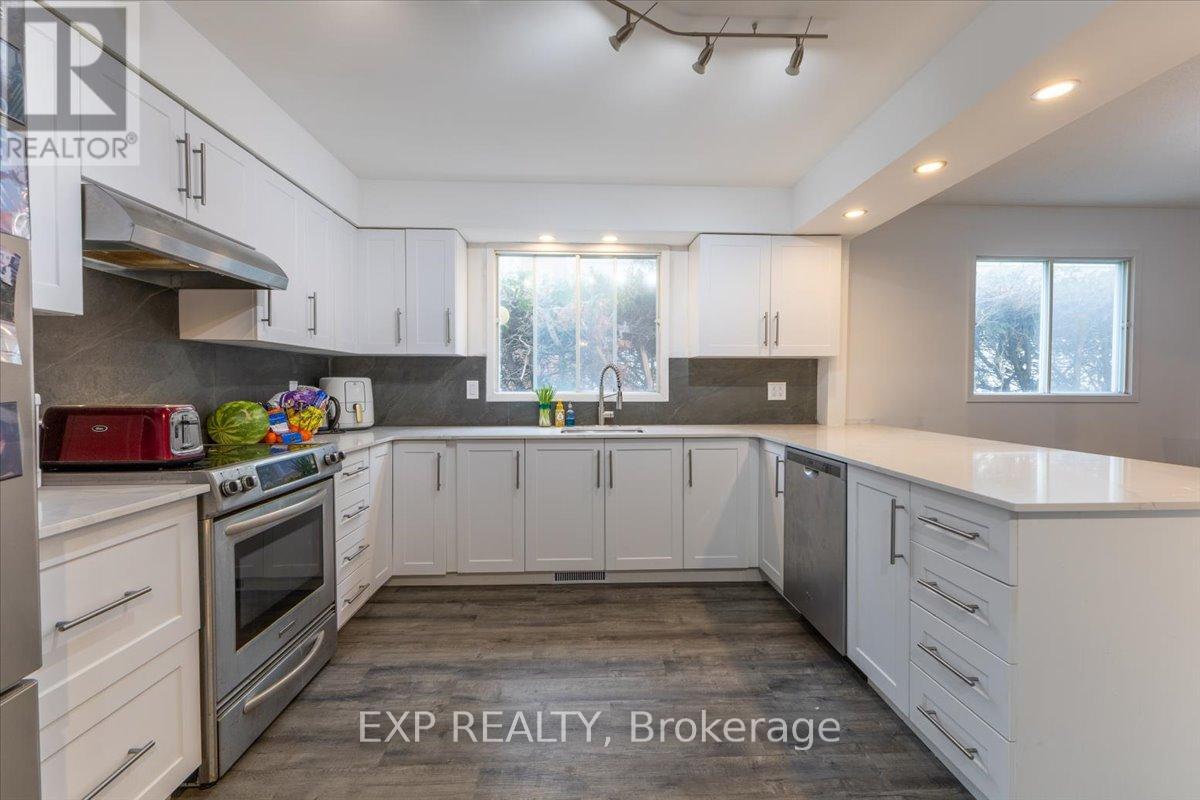 6383 LARMOND AVENUE - 14