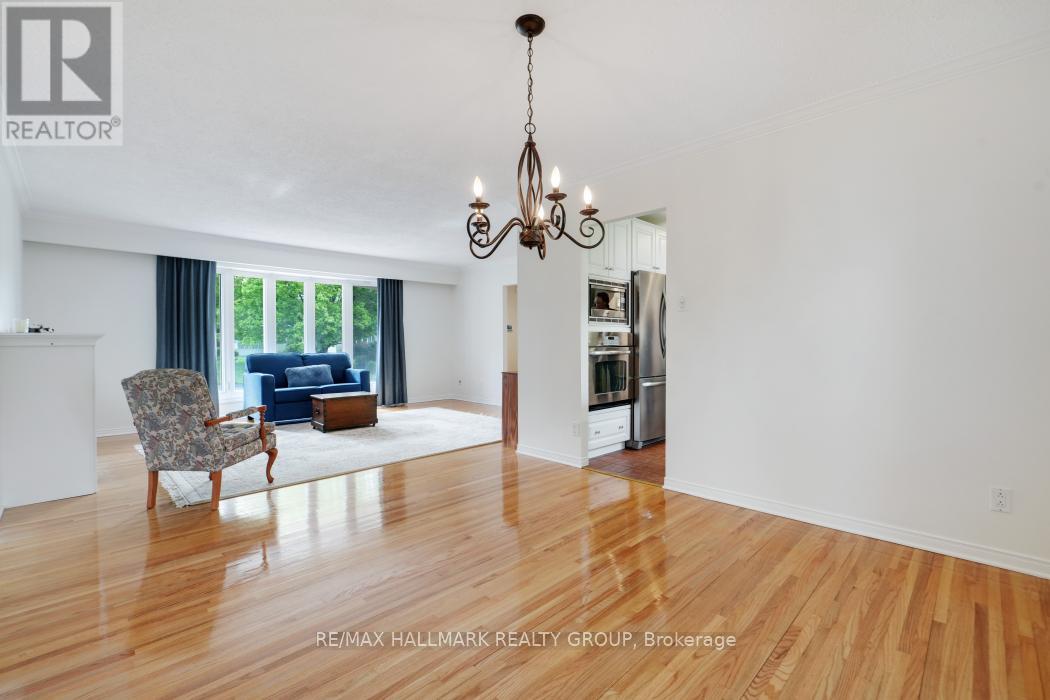 39 PARKWOOD CRESCENT - 10