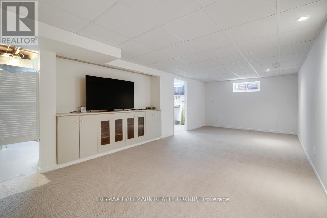 39 PARKWOOD CRESCENT - 25