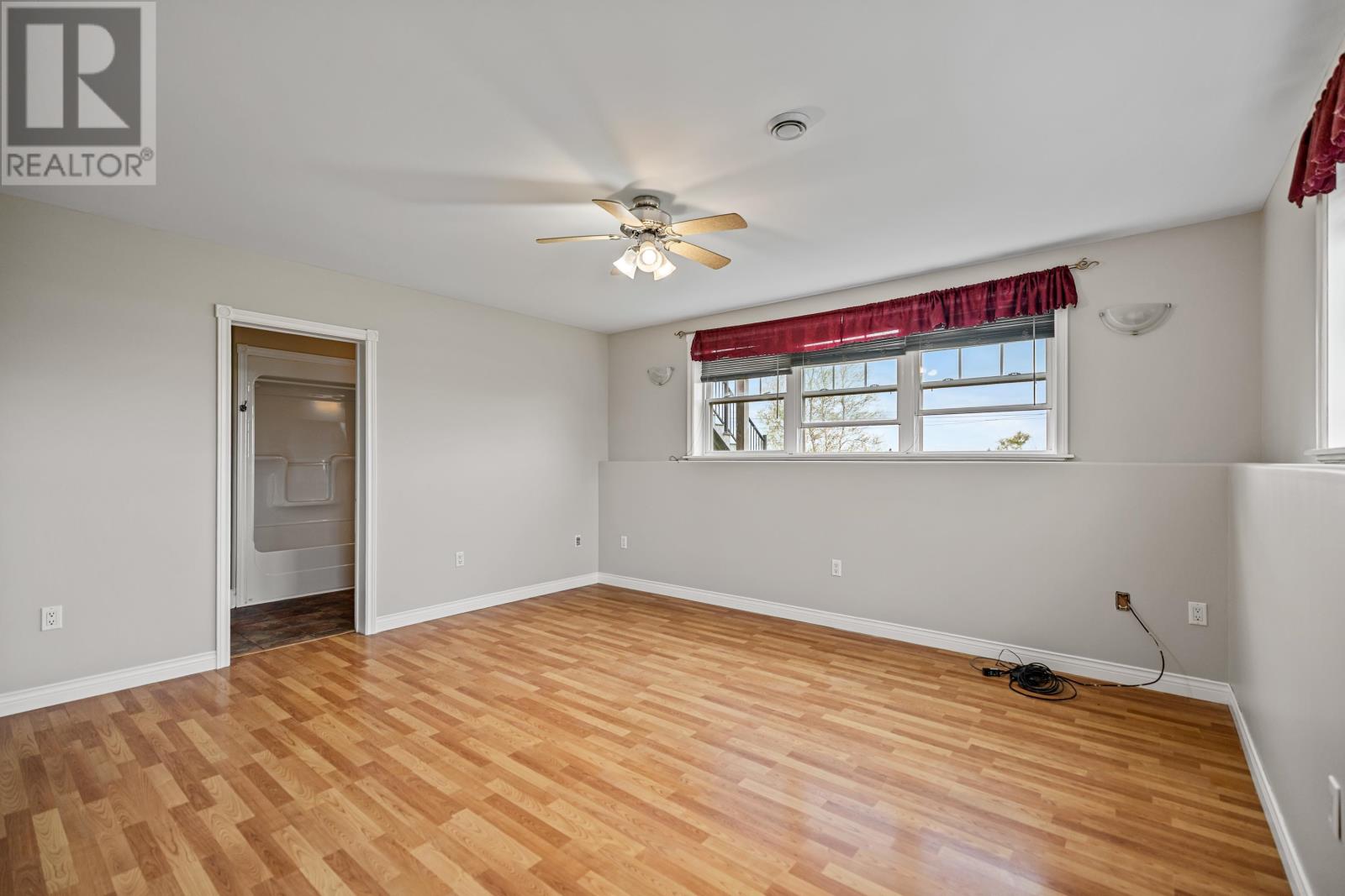 319 Birkallum Drive - 35