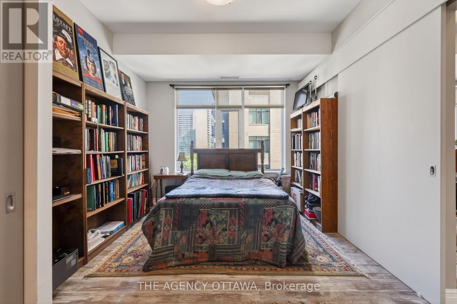 #905 85 BRONSON AVENUE - 23