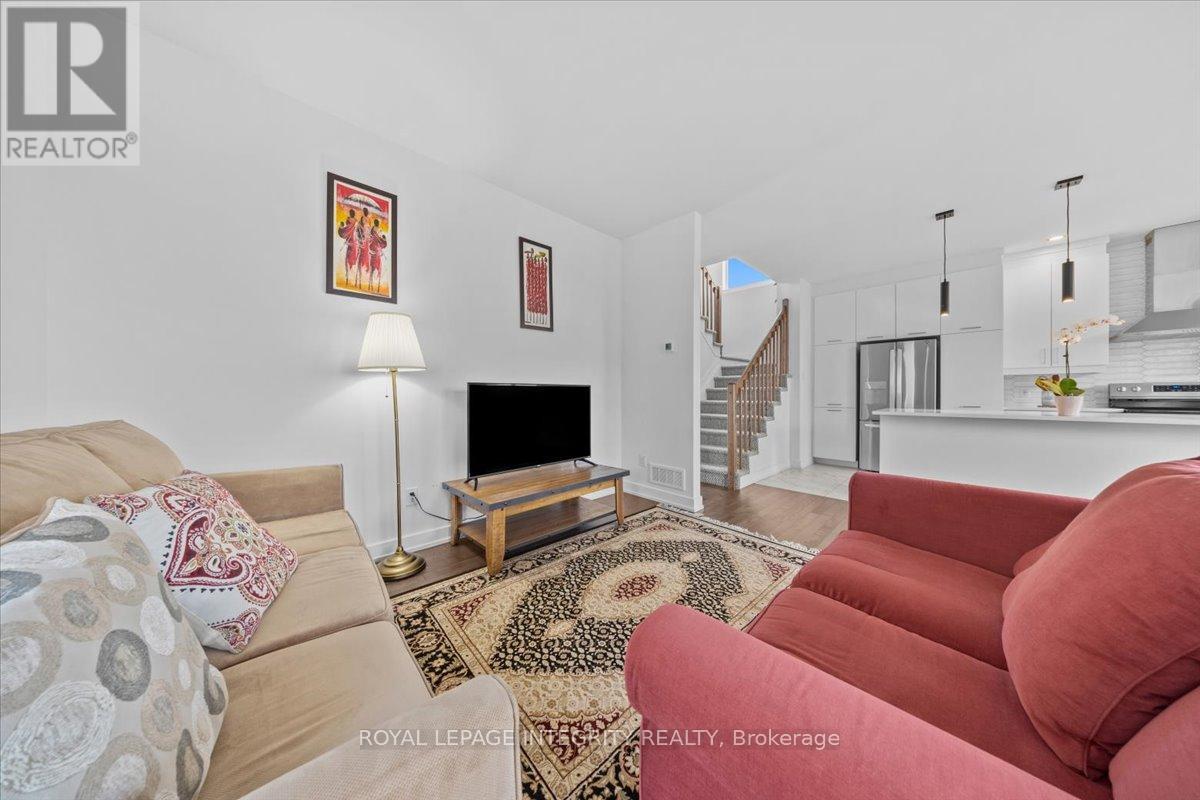 99 RUTILE STREET - 18