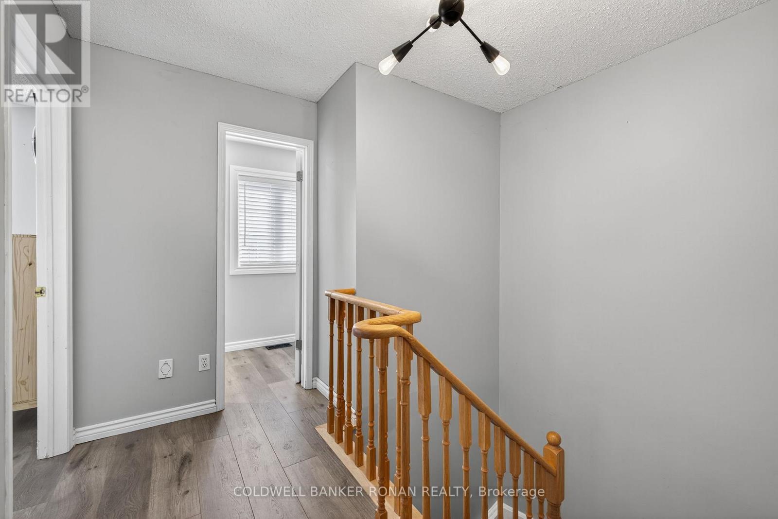 82 OAK STREET - 24