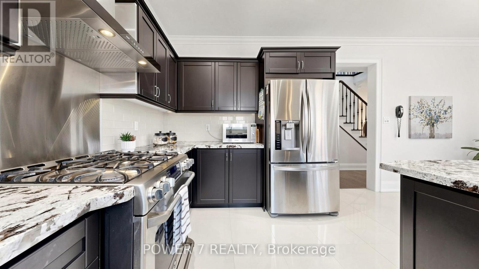 15 EVA GROVE COURT - 16