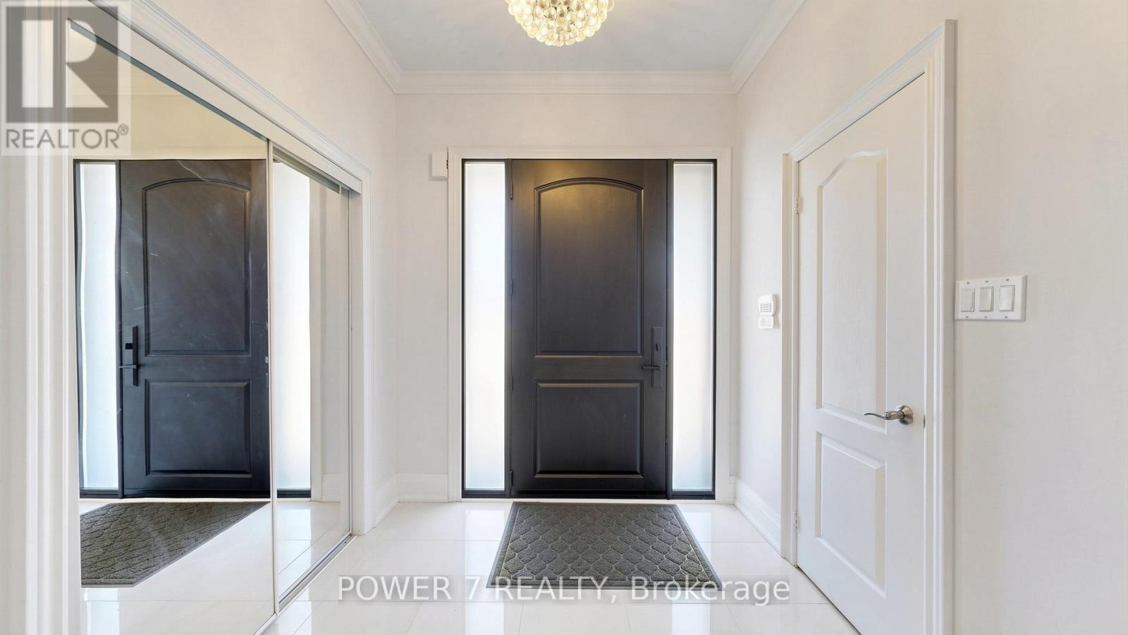 15 EVA GROVE COURT - Image 2