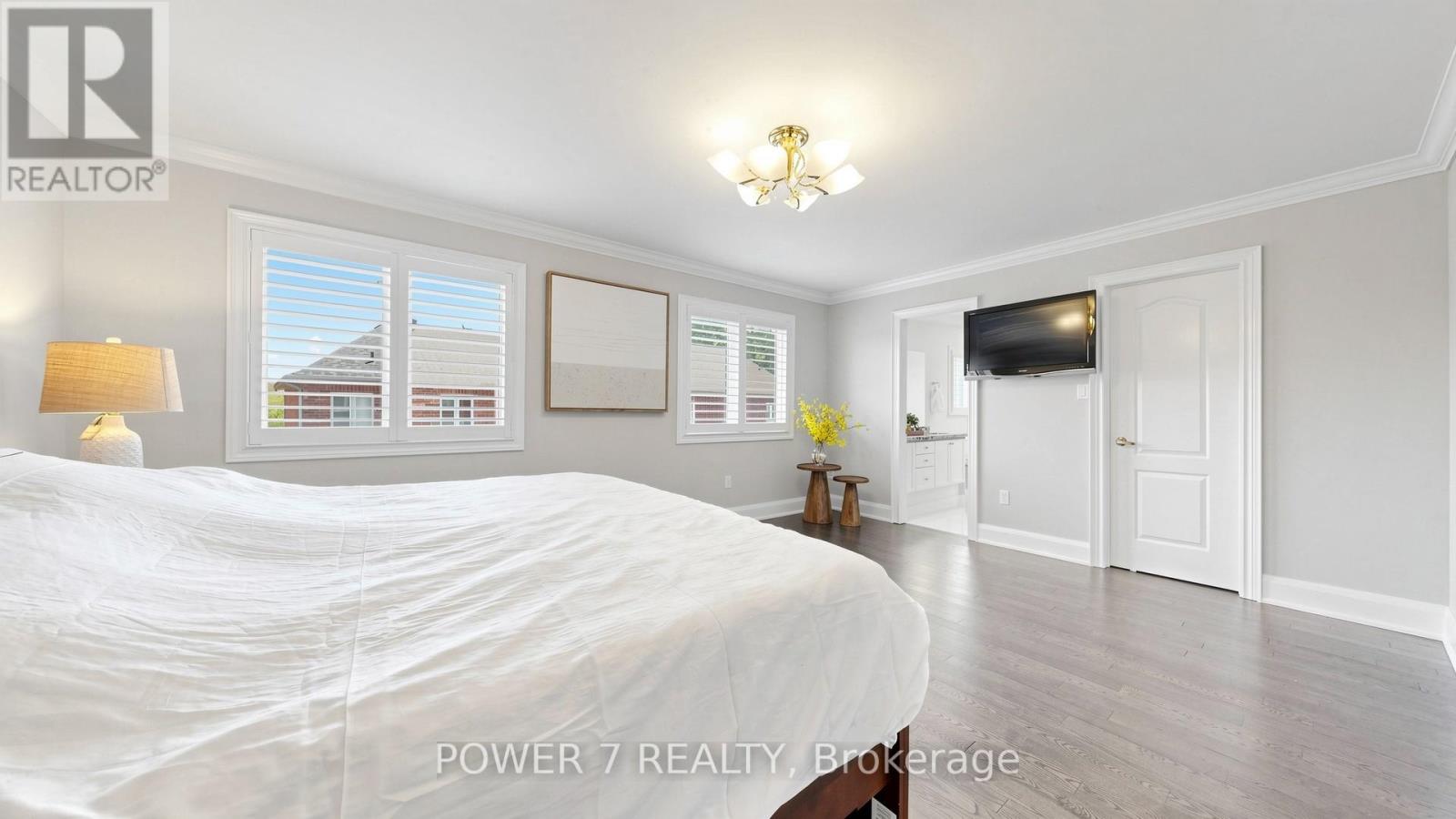 15 EVA GROVE COURT - 23