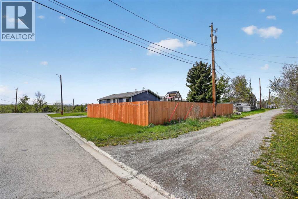 1222 John Avenue — photo 25