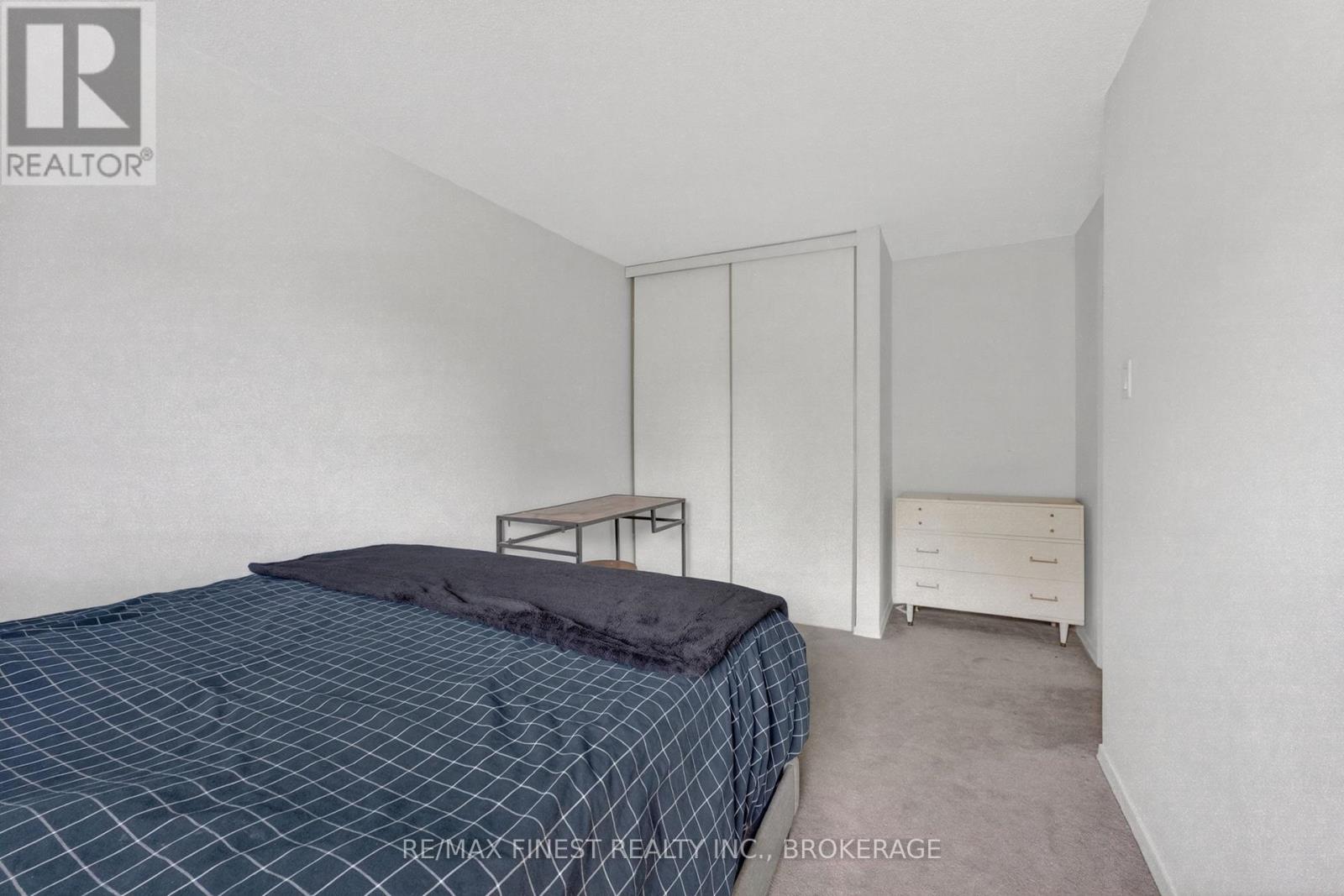 1057 BASSWOOD PLACE - 14