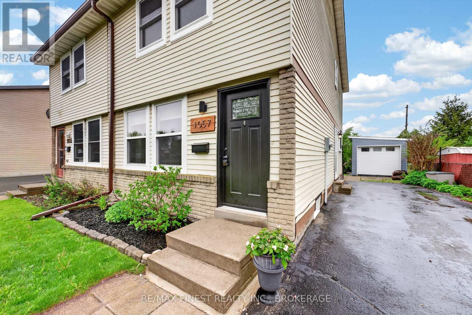 1057 BASSWOOD PLACE - Image 2