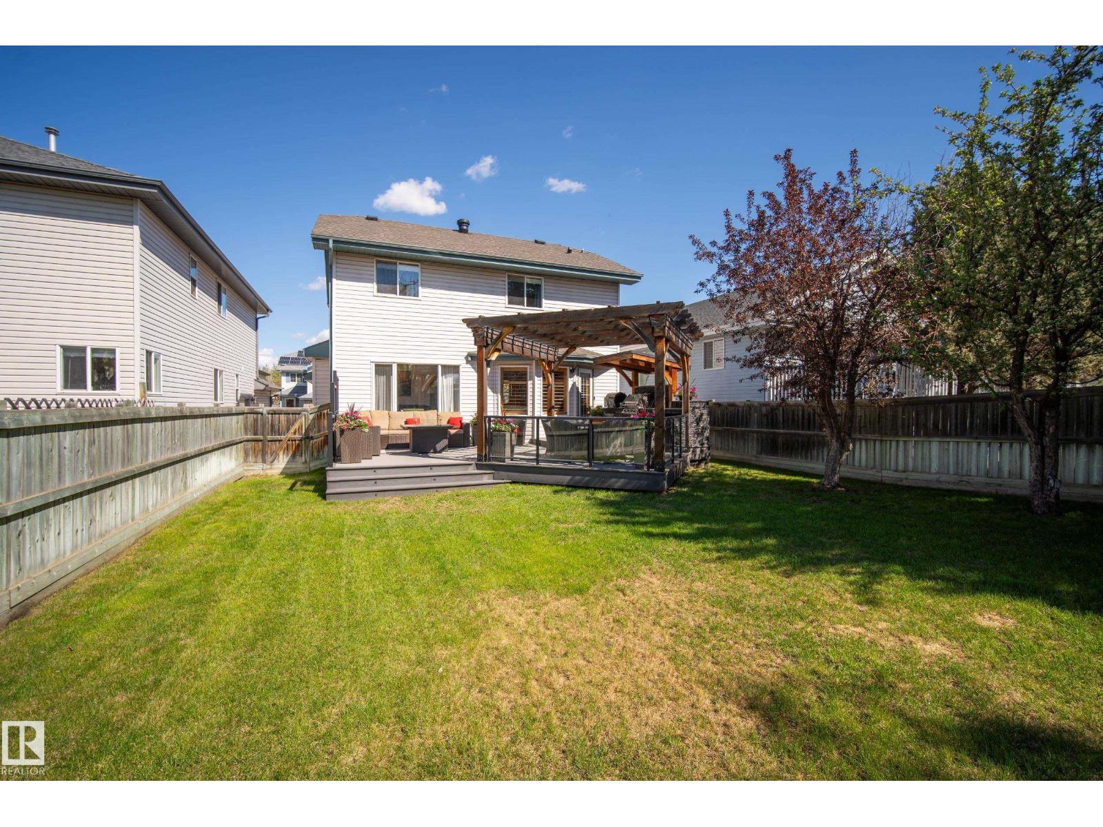 15 WESTWOOD GR - 19