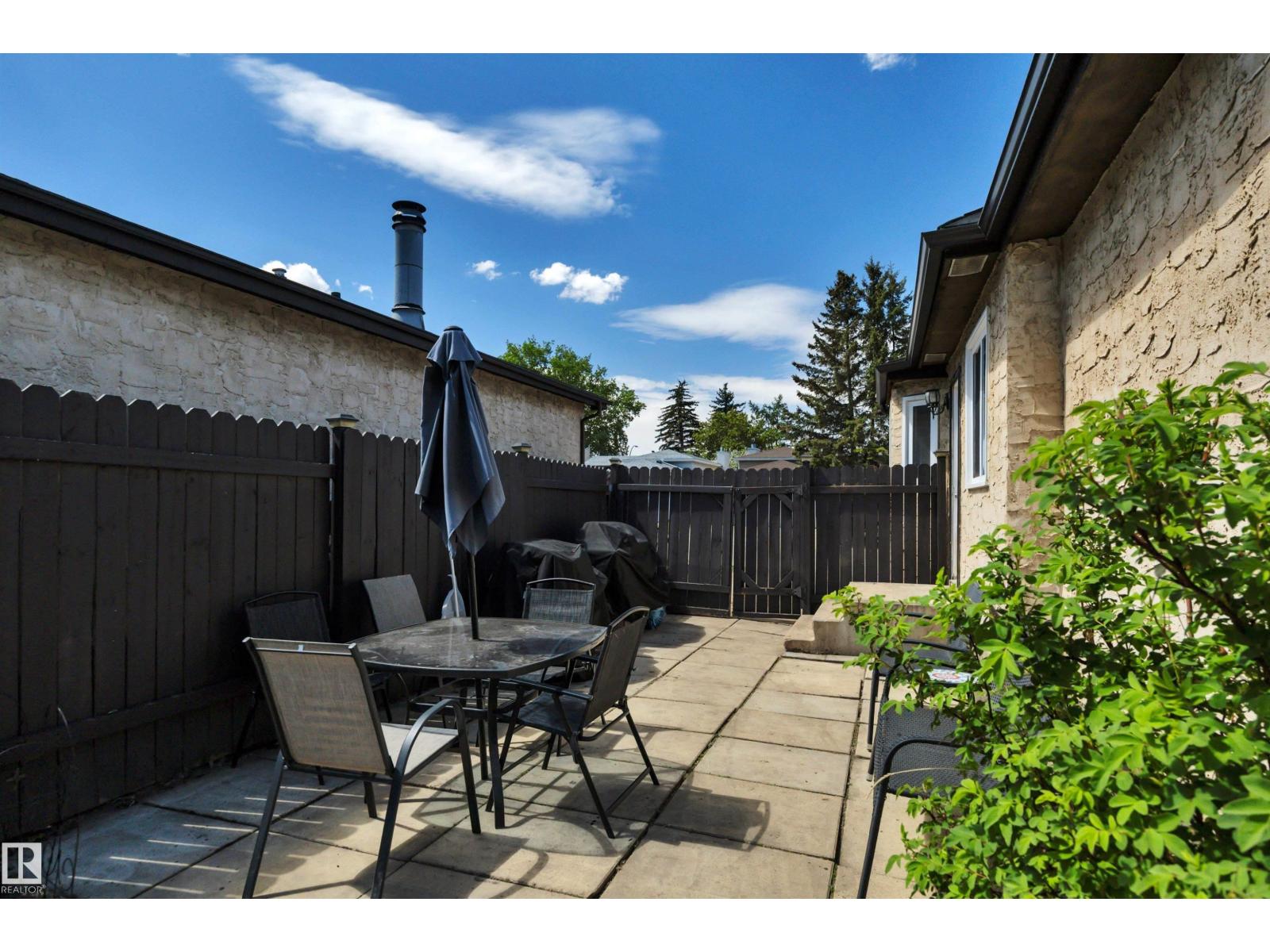 2507 49A ST NW - 32
