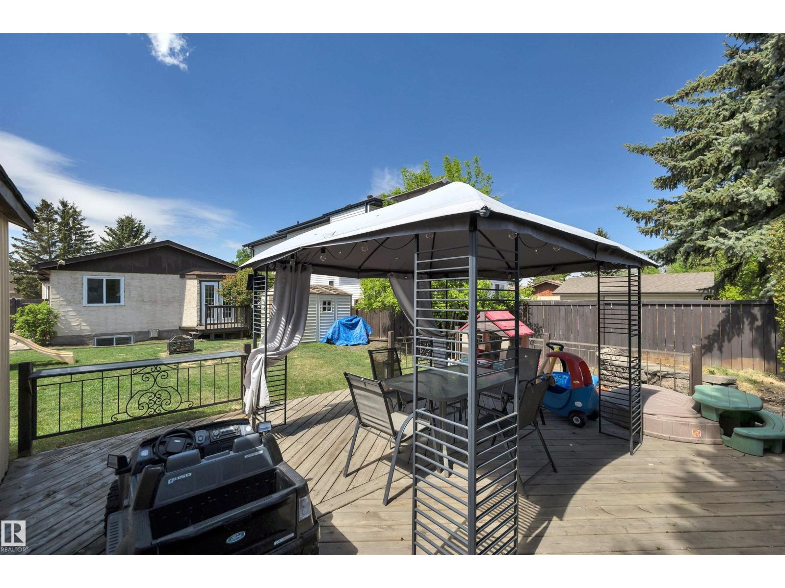2507 49A ST NW - 34