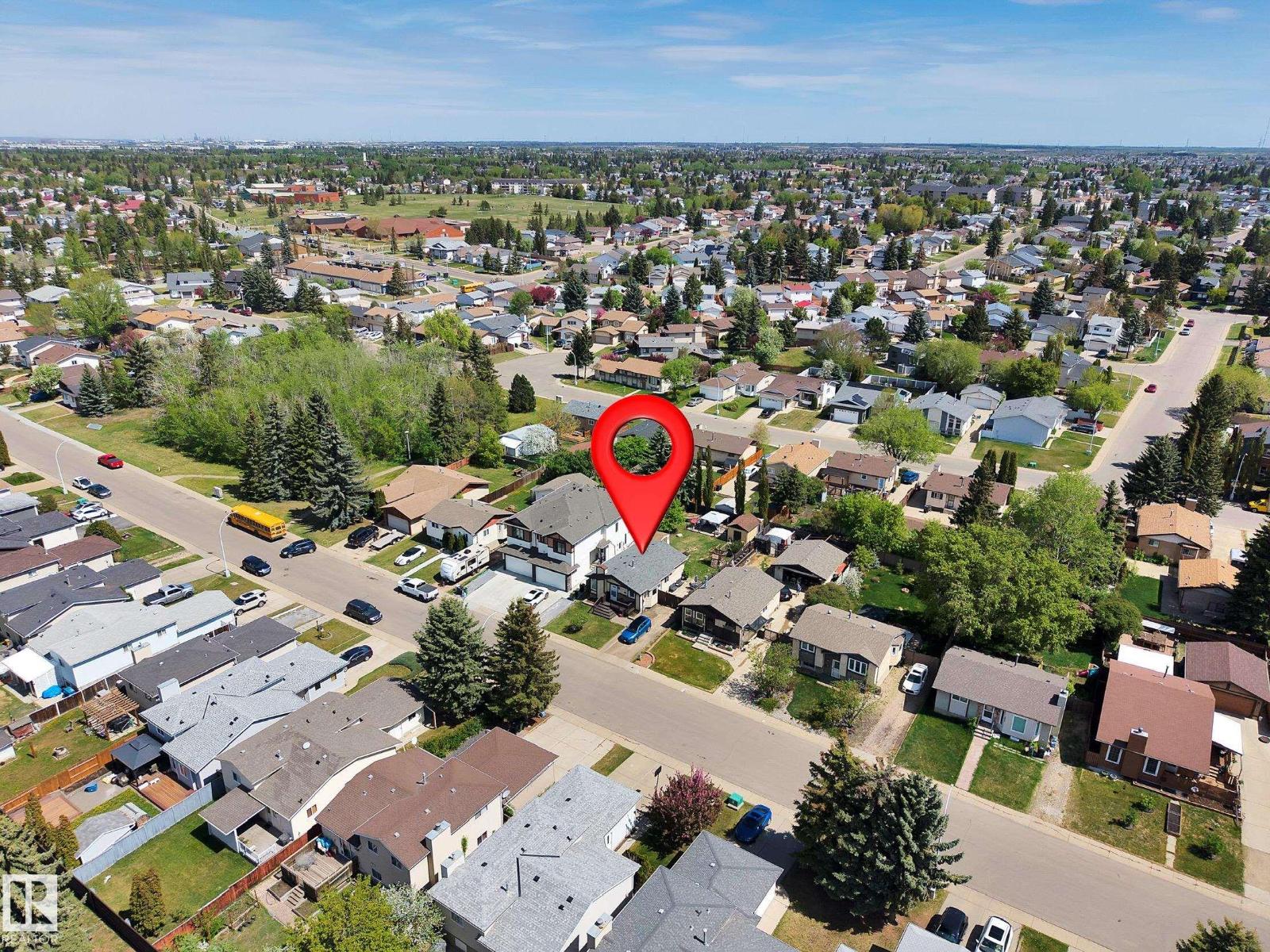 2507 49A ST NW - 40