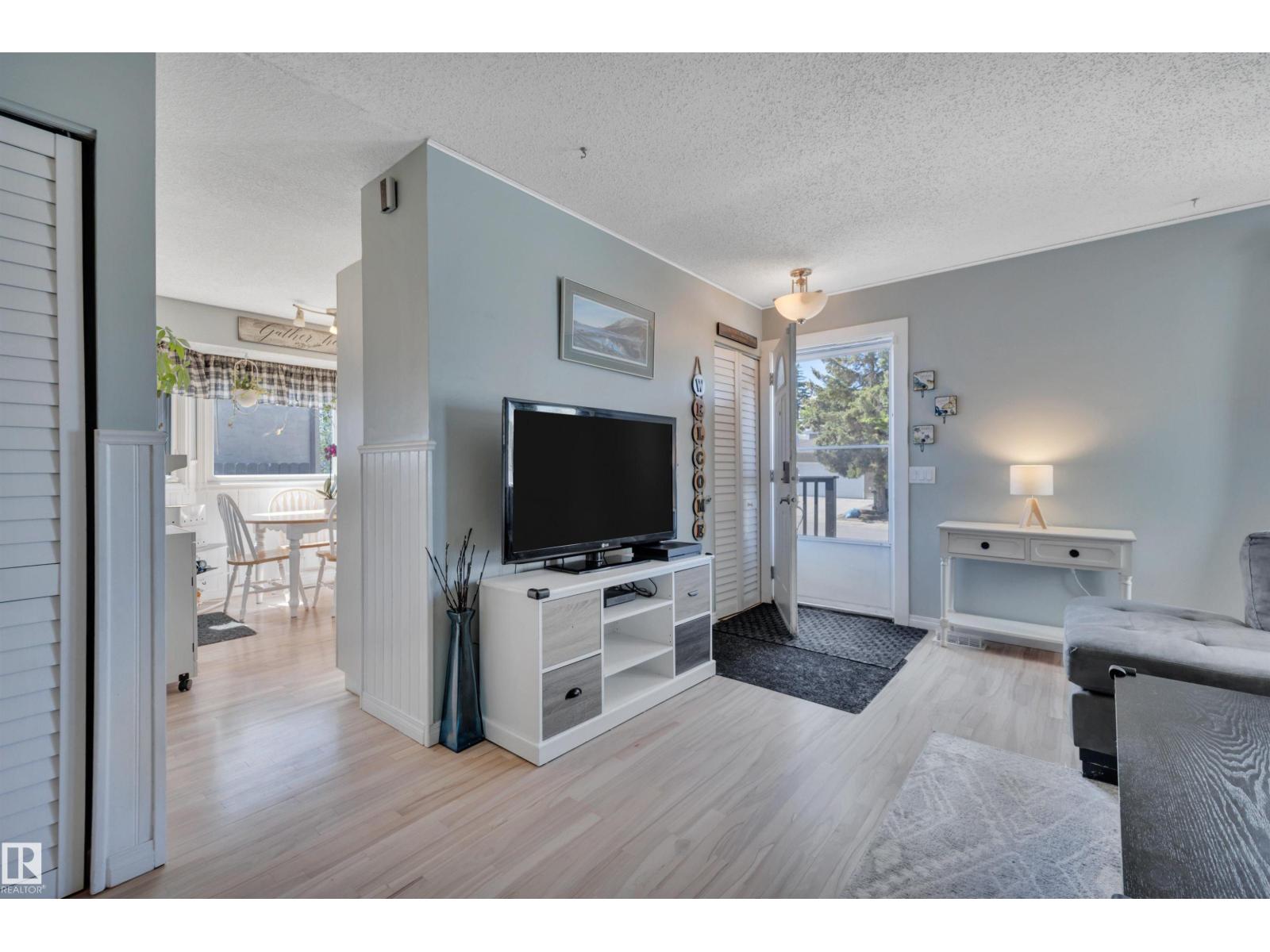 2507 49A ST NW - 6