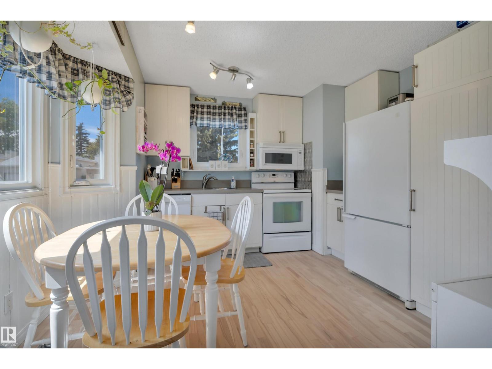 2507 49A ST NW - 8