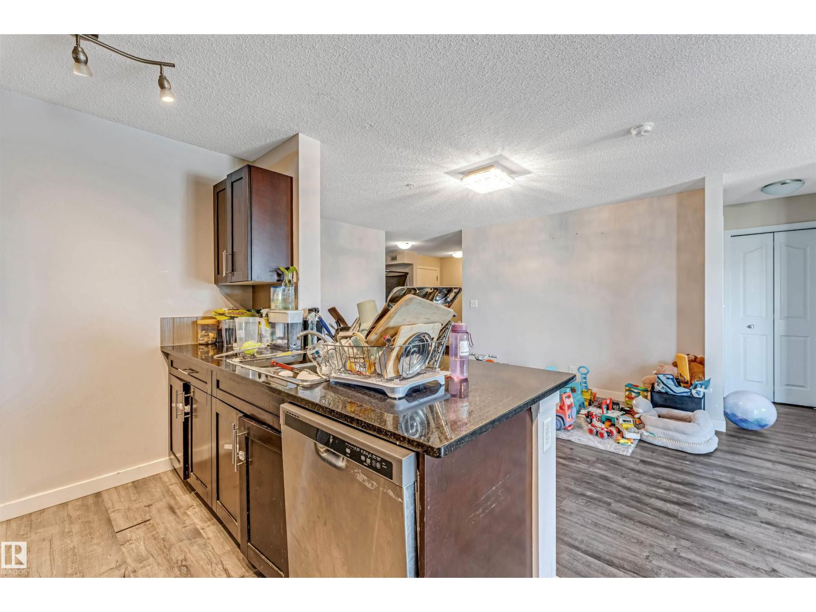 #320 534 WATT BV SW — photo 15