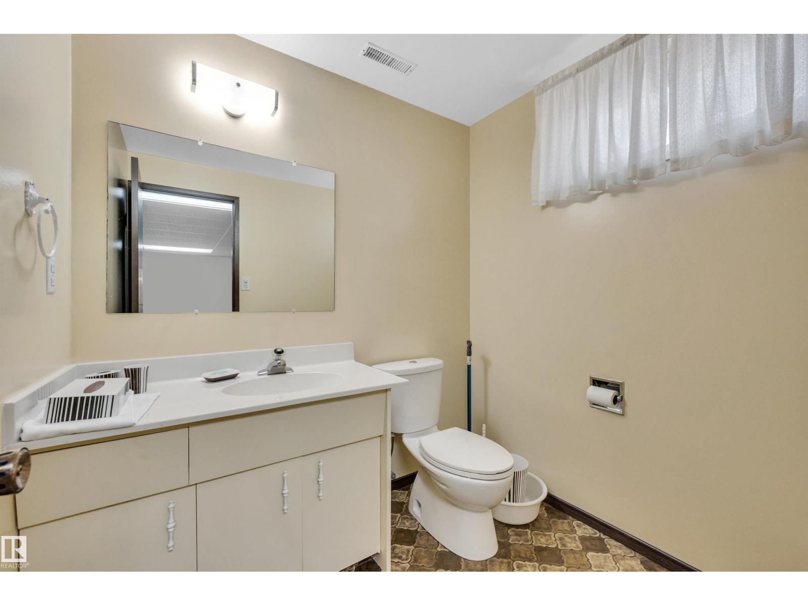 #290 52312 RGE ROAD 225 - 34
