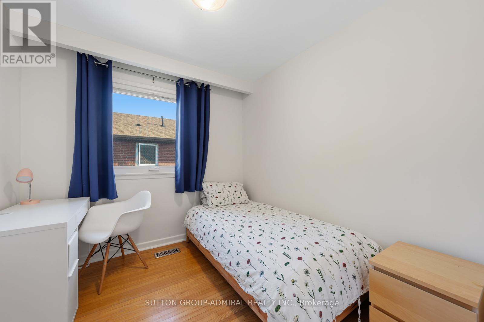 23 GROVERDALE ROAD - 18