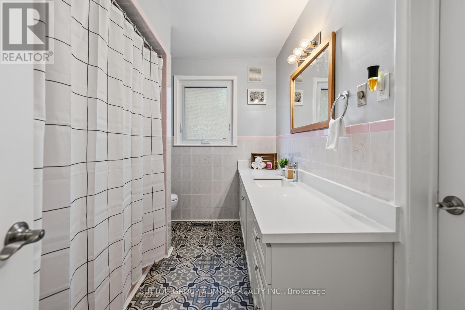 23 GROVERDALE ROAD - 21