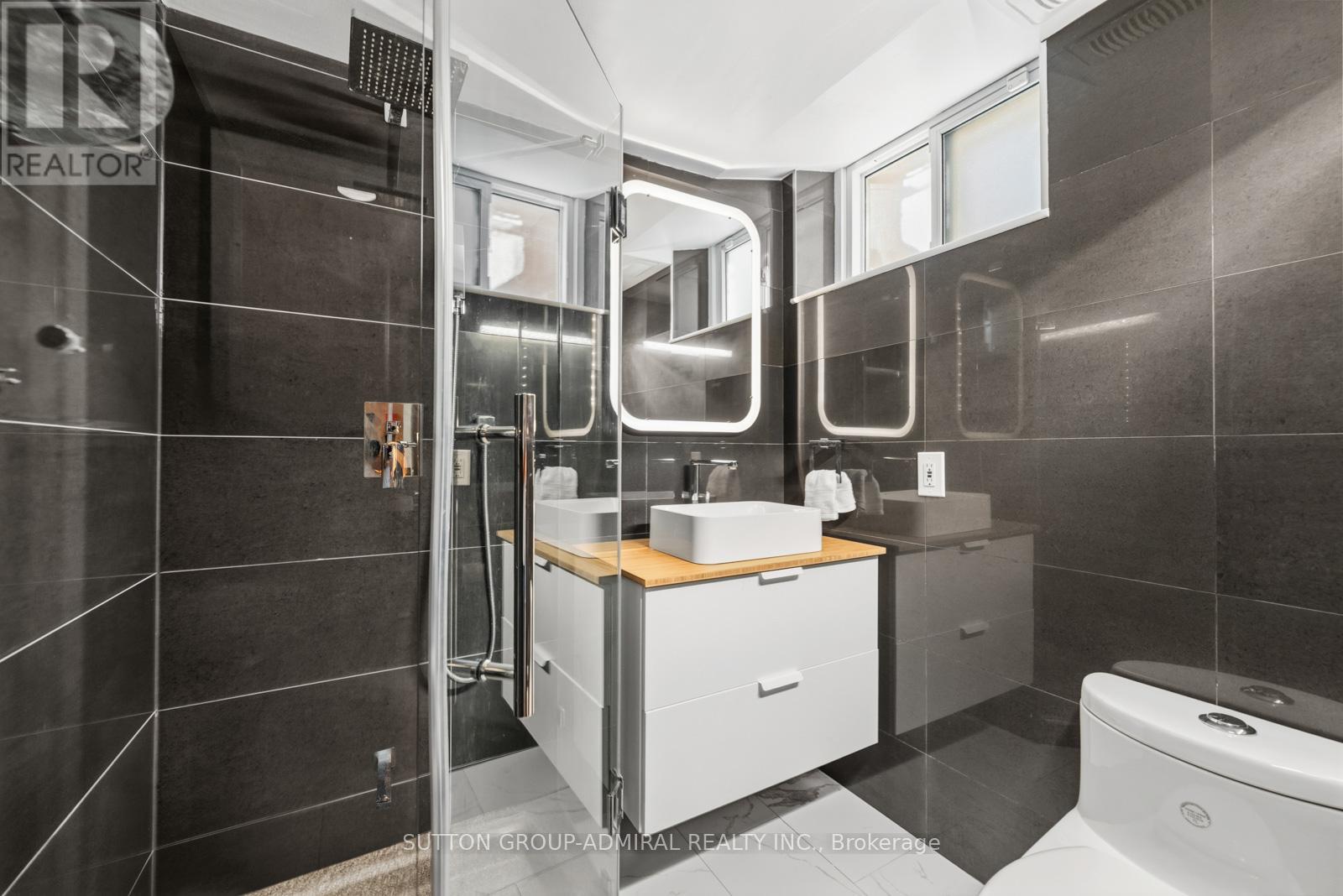23 GROVERDALE ROAD - 34