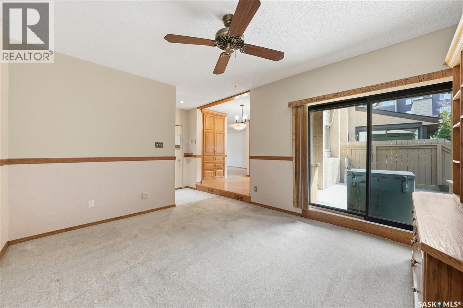 #3 425 PINEHOUSE DRIVE - 15