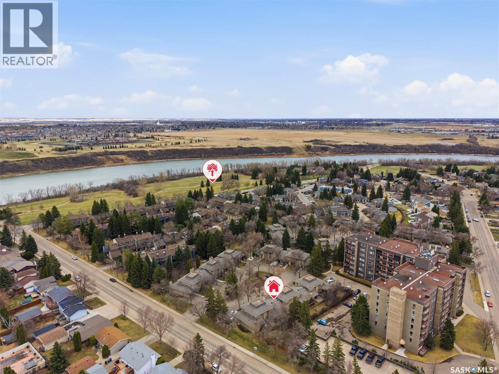 #3 425 PINEHOUSE DRIVE - 37