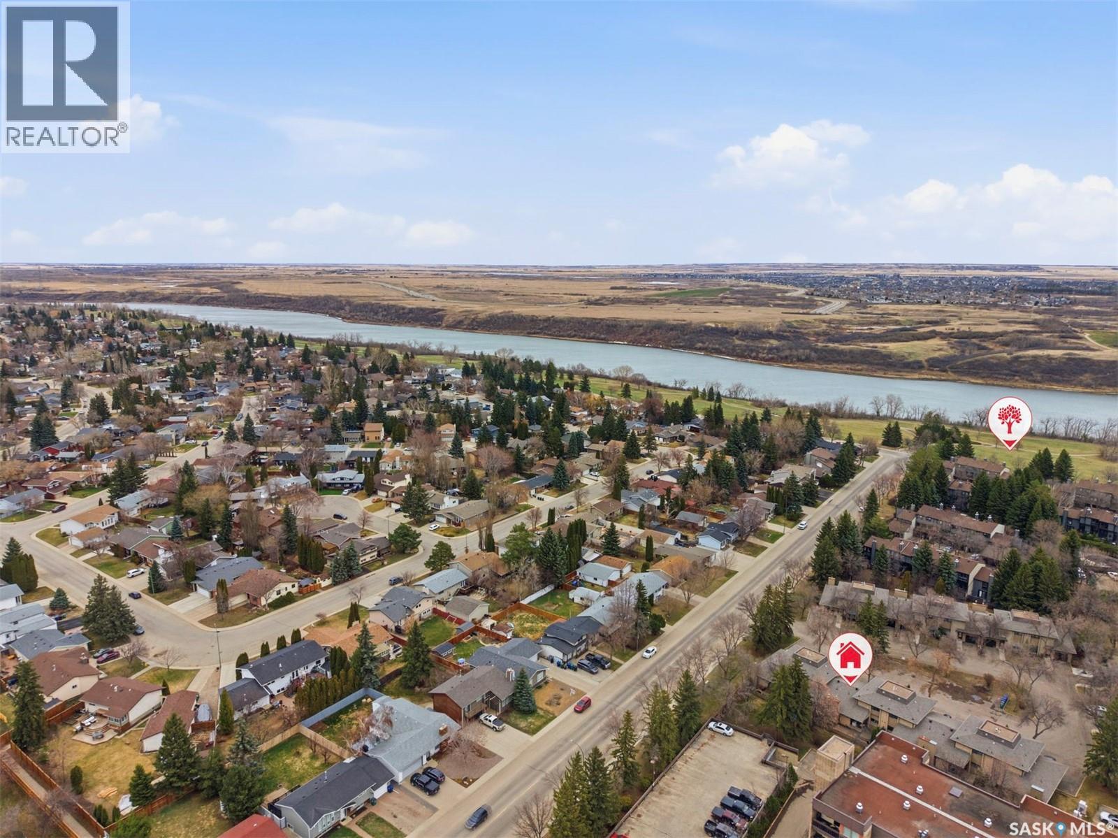 #3 425 PINEHOUSE DRIVE - 39