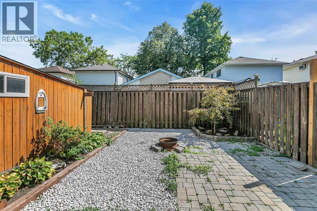 9015 COPPERFIELD COURT - 23