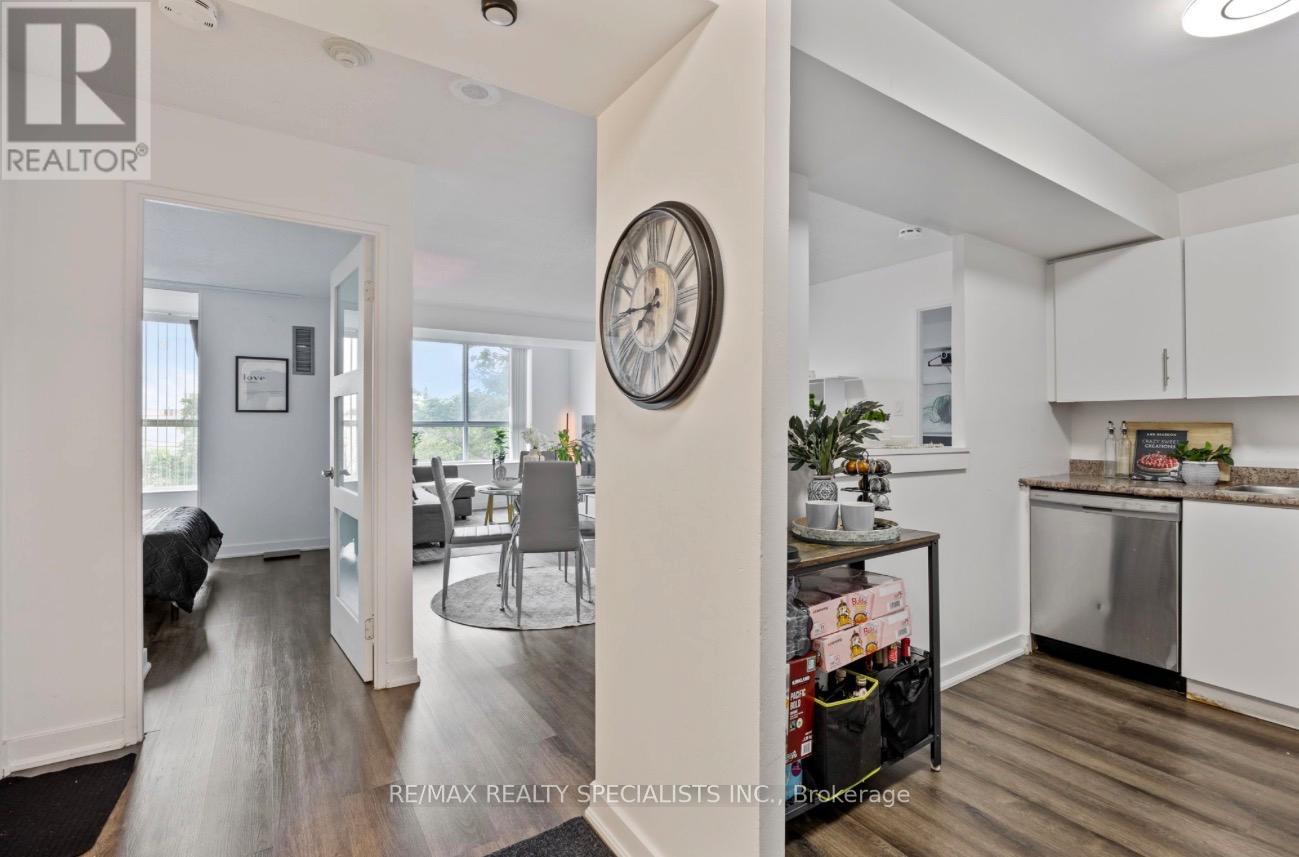 #311 330 MCCOWAN ROAD - 24