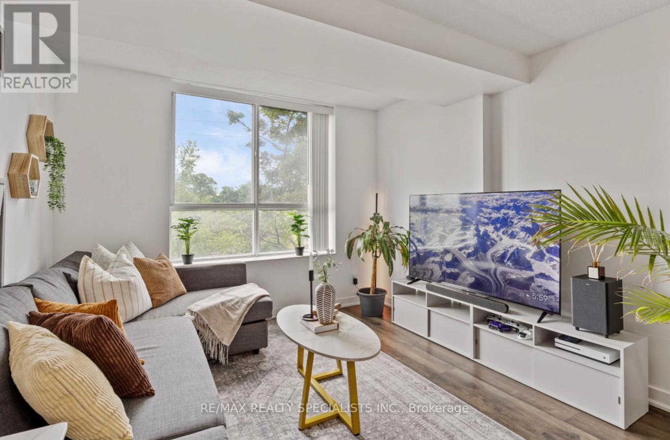 #311 330 MCCOWAN ROAD - 28