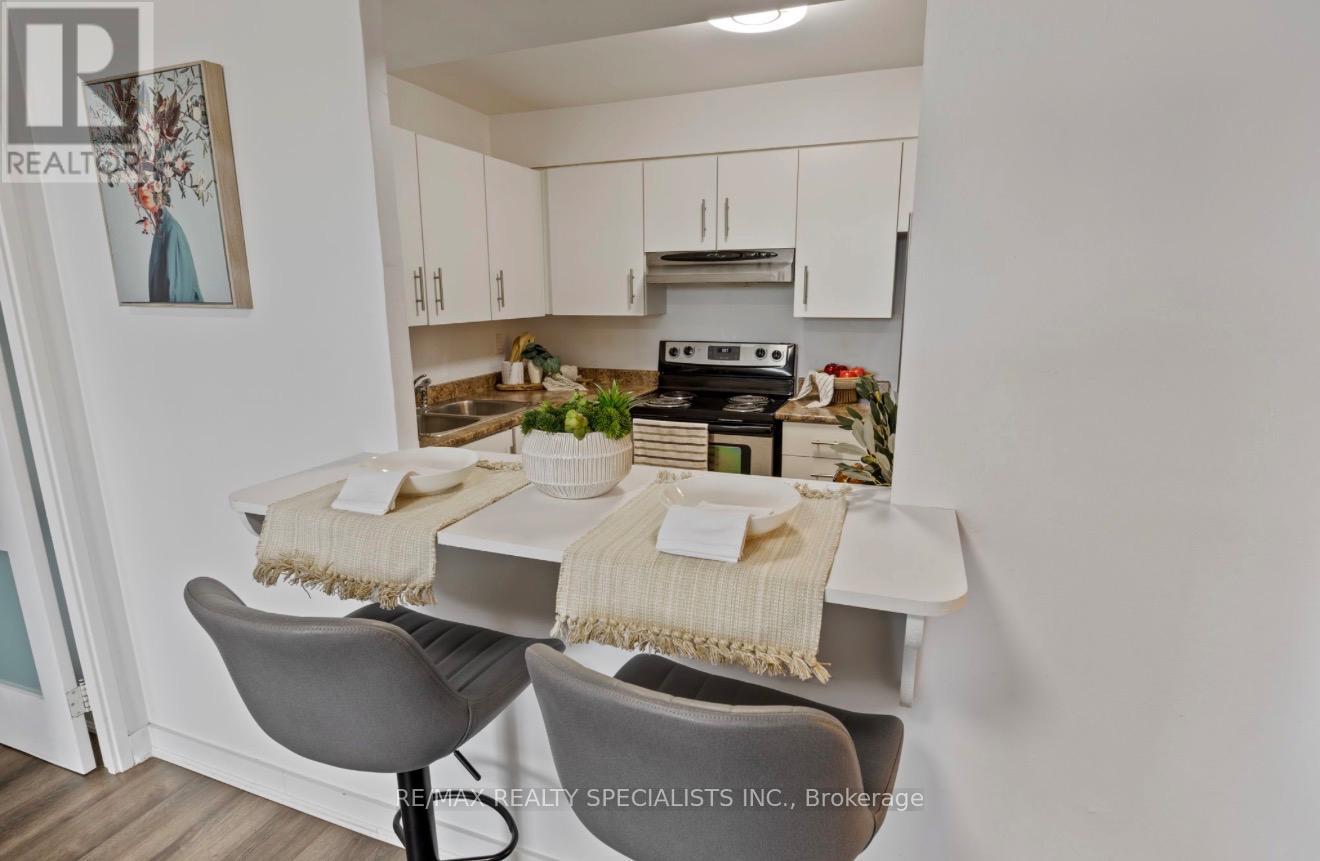 #311 330 MCCOWAN ROAD - 7