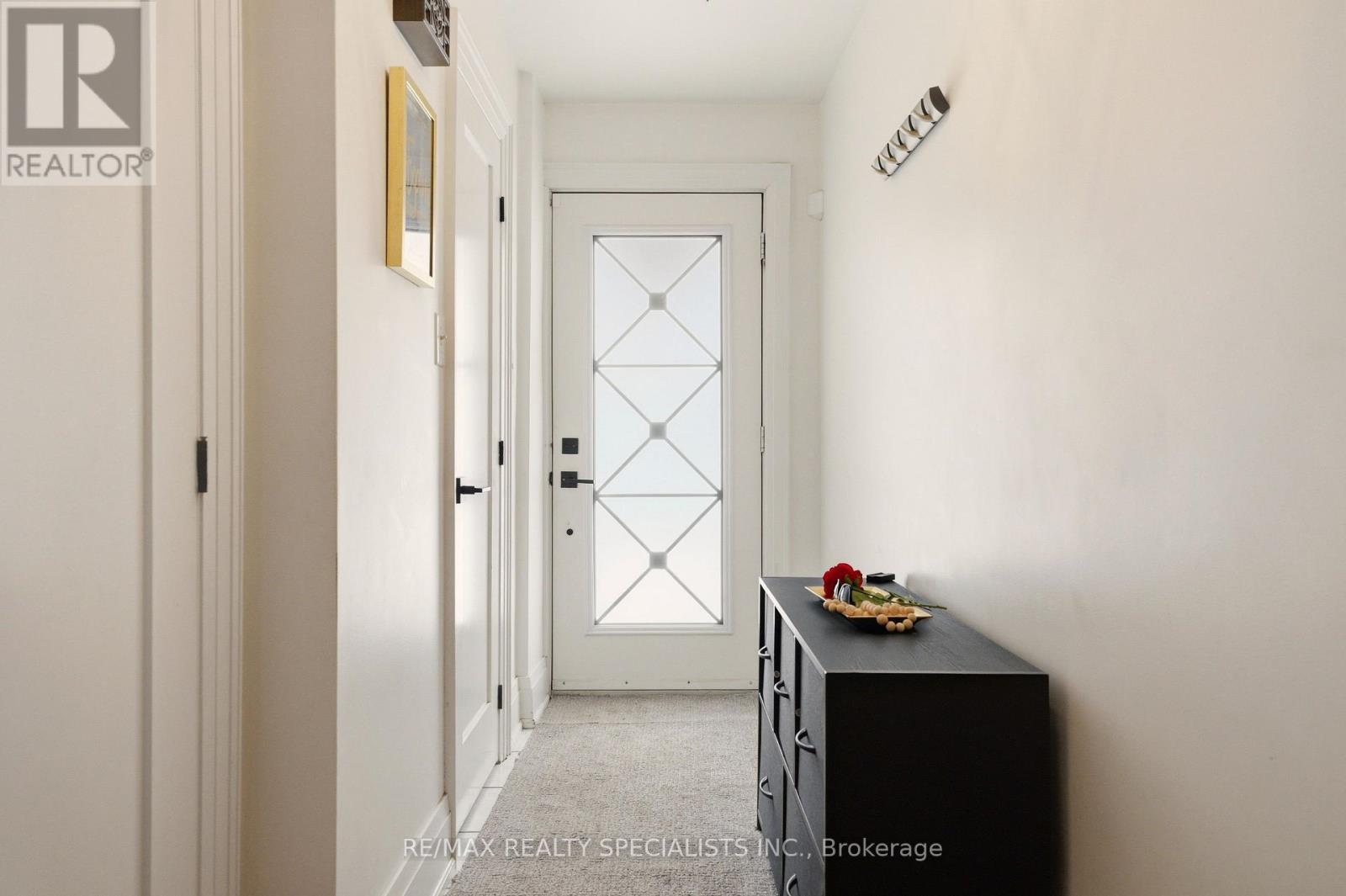 377 KAREN PARK CRESCENT - 3