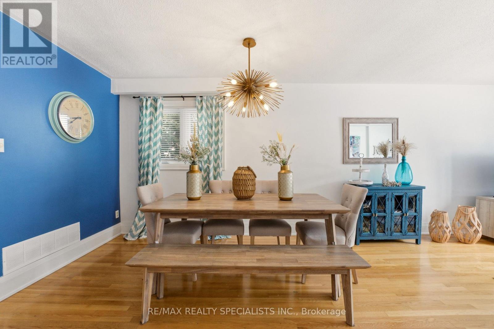 377 KAREN PARK CRESCENT - 6