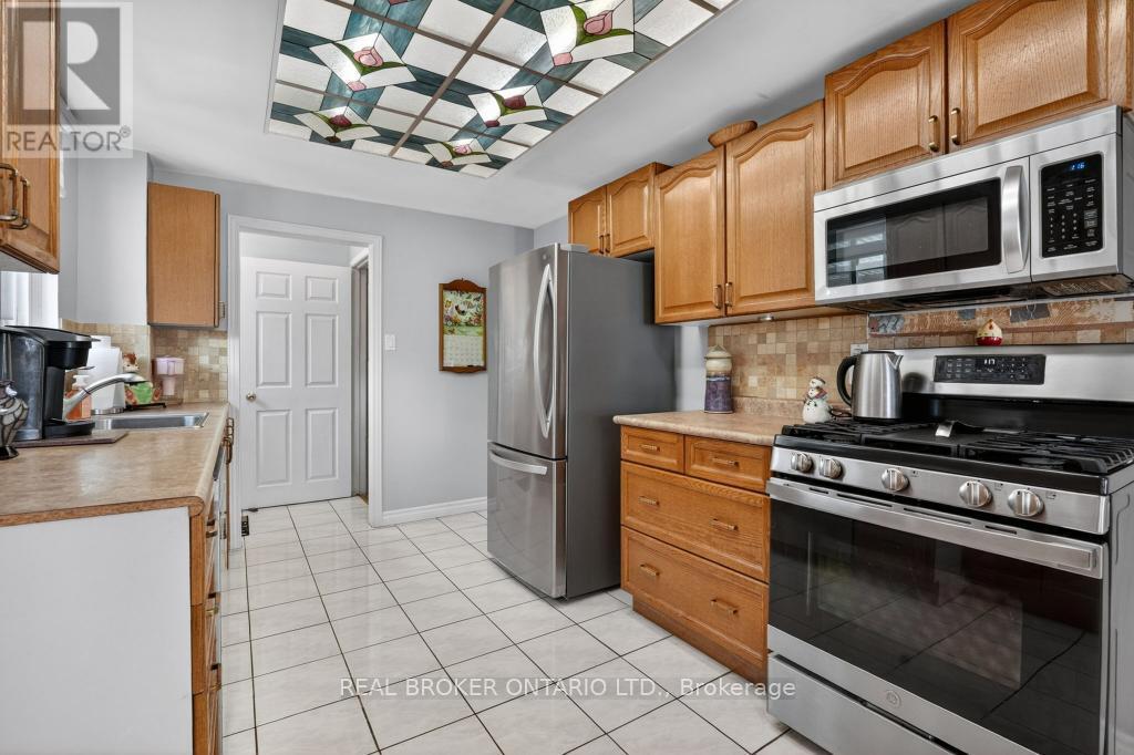 55 SUNRISE CRESCENT - 10